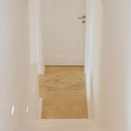 Vila Kymothea, Agios Lazaros *